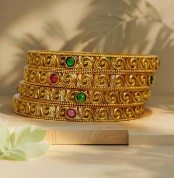 Gold Bangle B10025