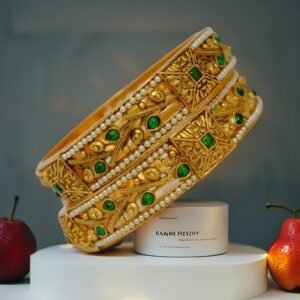 Gold Bangle B10026