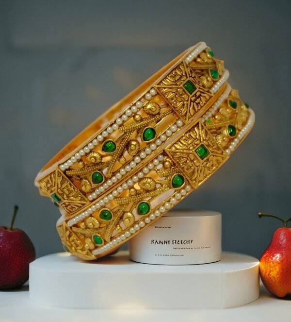 Gold Bangle B10026