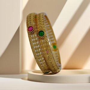 Gold Bangle B10029