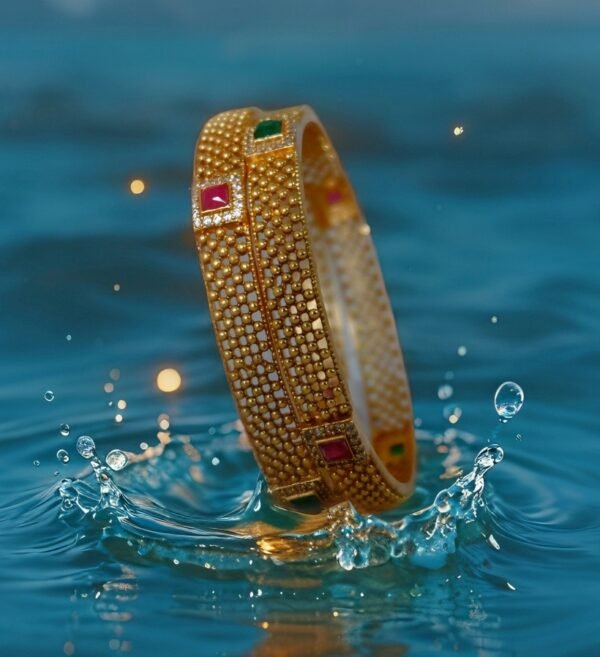 Gold Bangle B10030