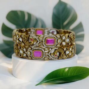 Gold Bangle B10037