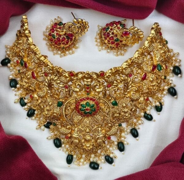 Gold Choker GC10001