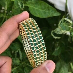 Gold Bangle B10039