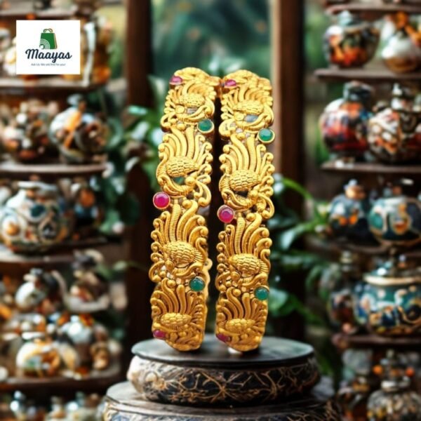 Gold Bangle B10053
