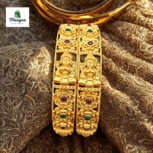 Gold Bangle B10056