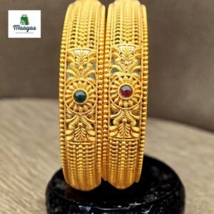 Gold Bangle B10057