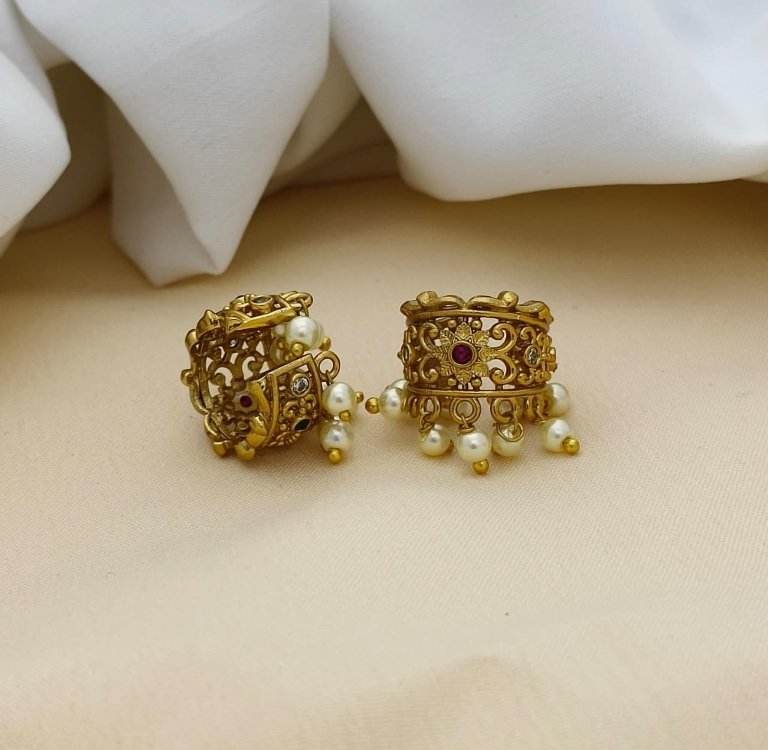 Bugadi Earring BE10002